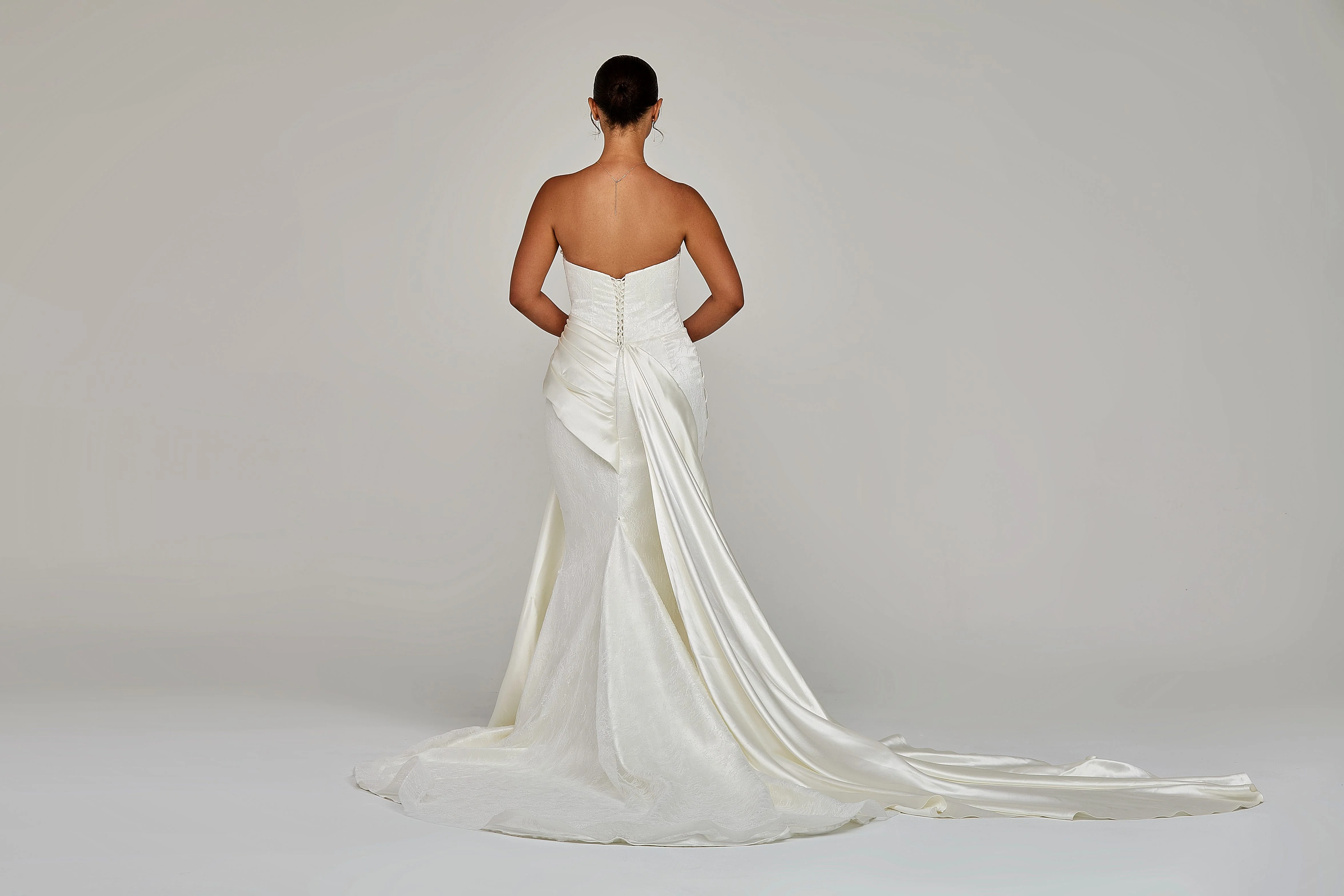 Athena Wedding Dress - Image 4