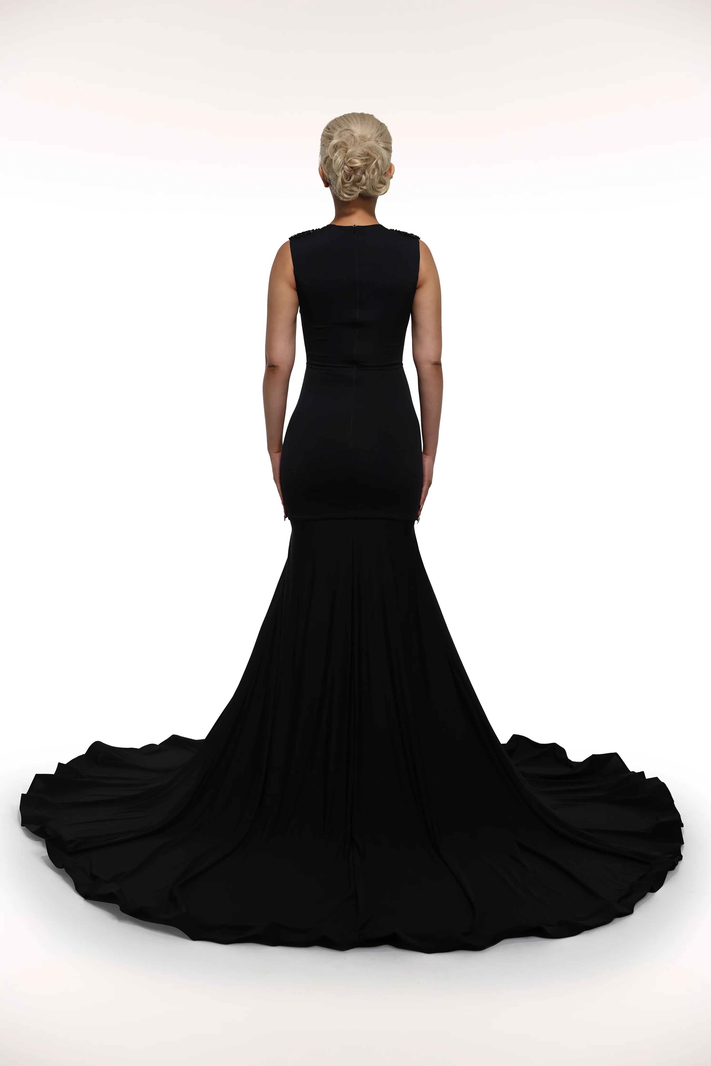 Ina Gown 'Made to Order' - Image 4
