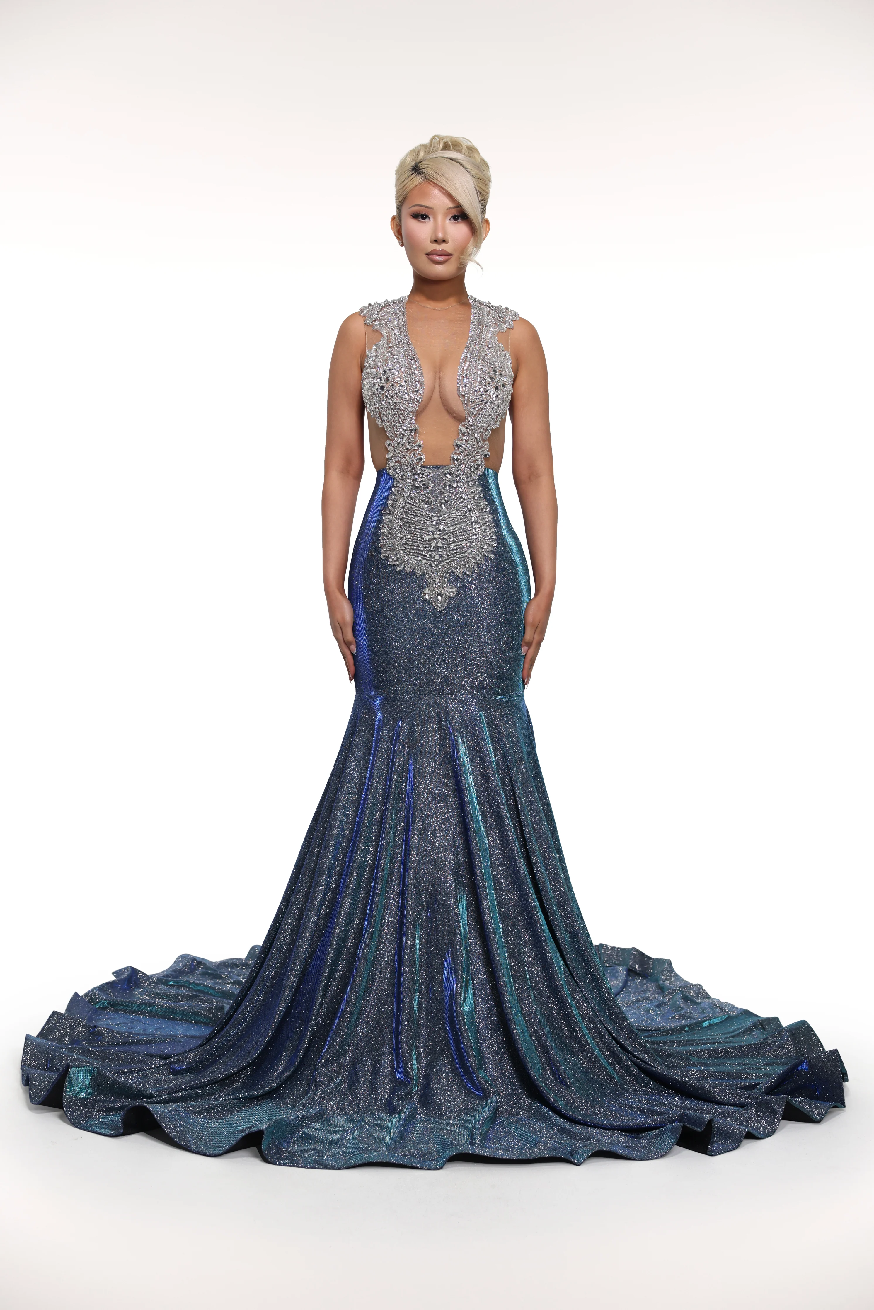 Hadi Gown - Image 2