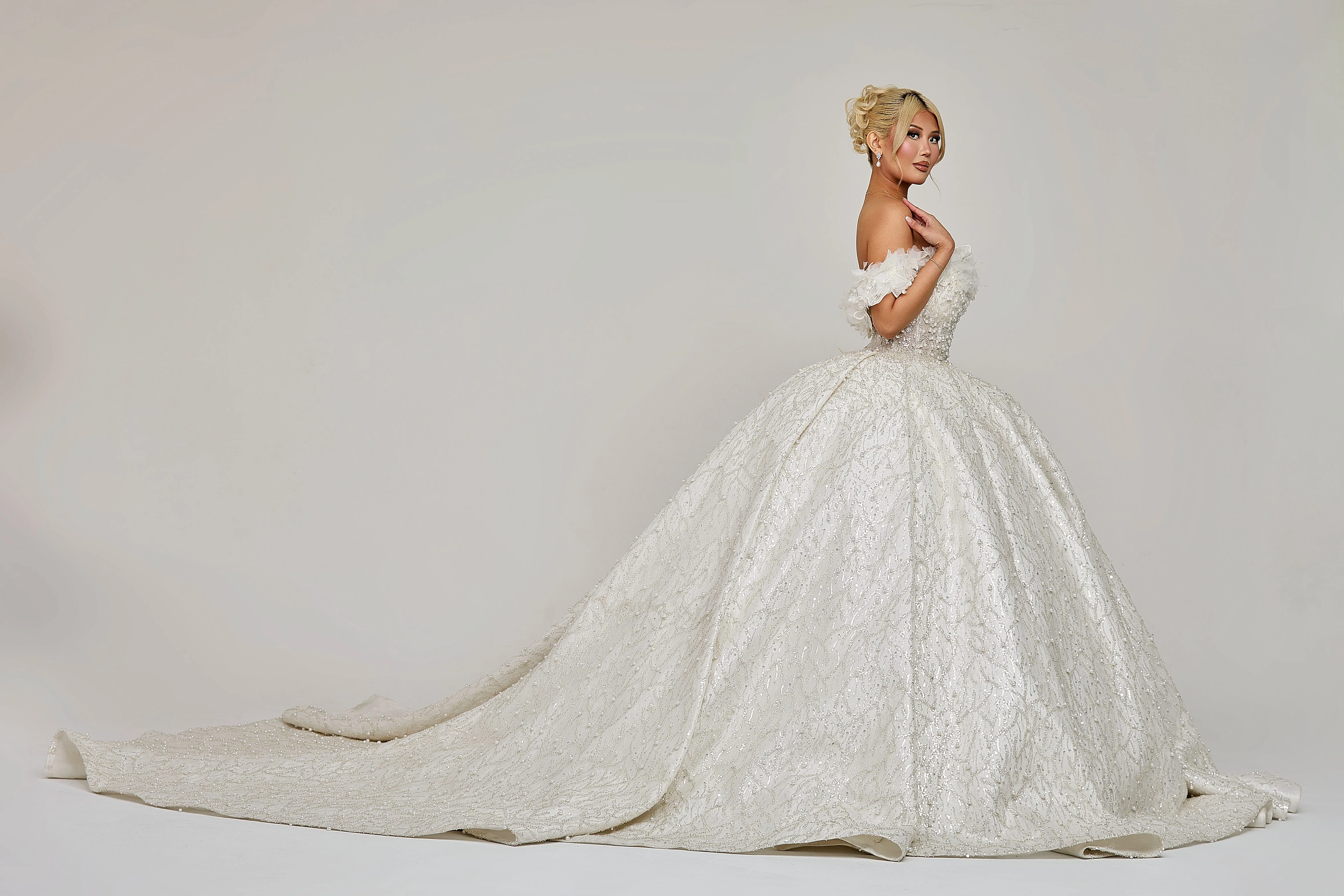 Lula Wedding Dress - Image 4