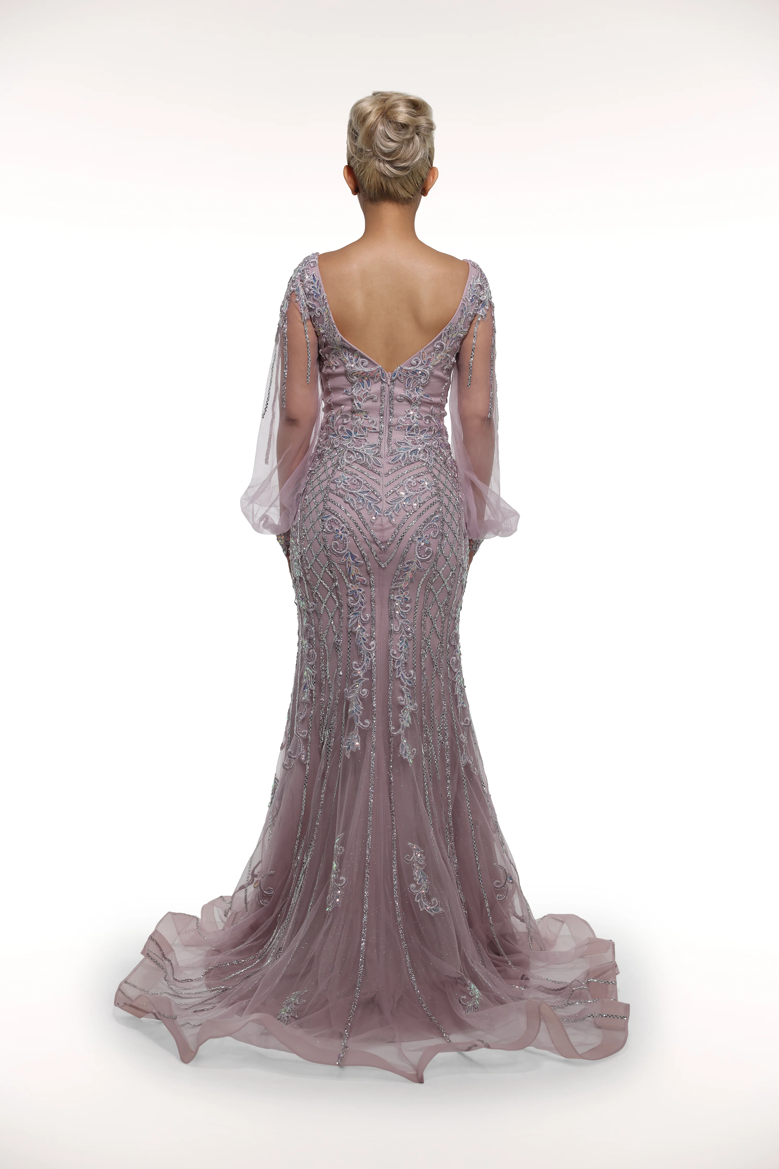 Farah - Image 12